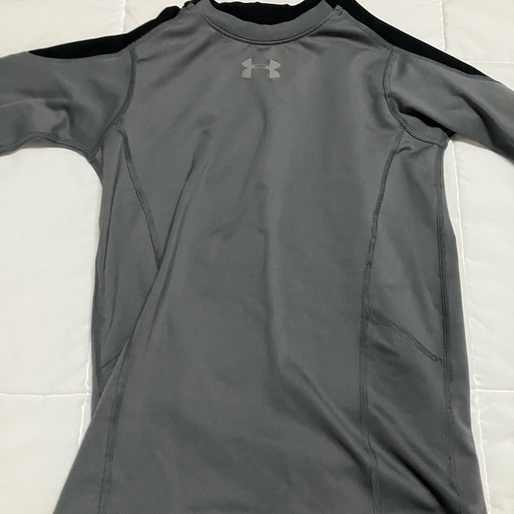 Under Armour Kid’s Charcoal and Black Long Sleeve Tee